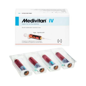 Produktbild von MEDIVITAN iV Injektionslösung in Zweikammerspritze